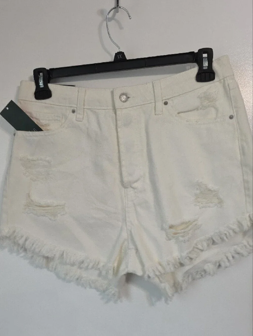 NWT wild fable Off White Distressed Frayed-Hem Denim Shorts SZ 12 - Picture 5 of 8